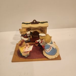 Set of 5 complete Hallmark Keepsake Christmas Ornaments Bearingers Bears.